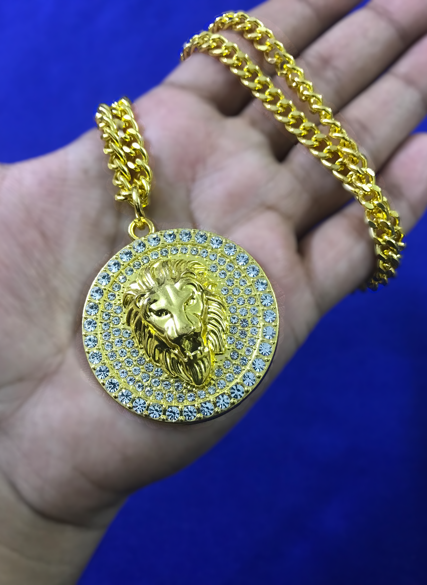 Lion Head Rhinestone Pendant