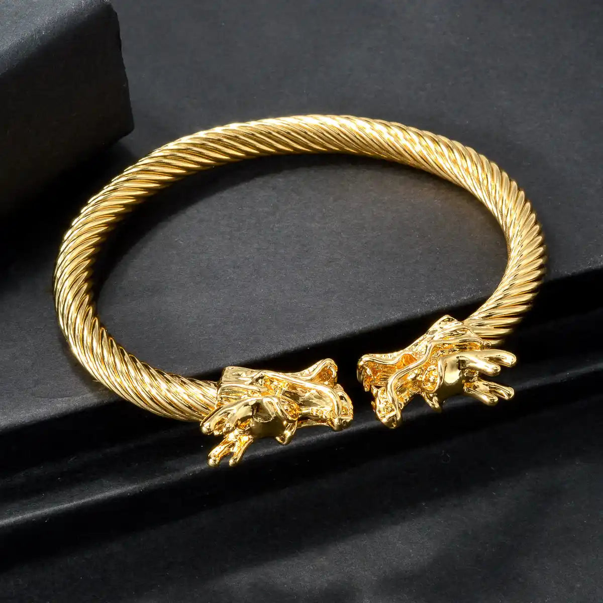 DRAGON STEEL CUFF BRCELET